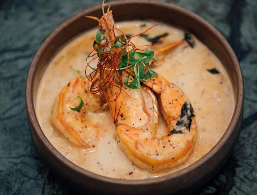 dish meal food bowl soup bowl curry soup stew shrimp animal