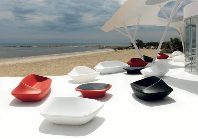 table furniture pottery porcelain art plate